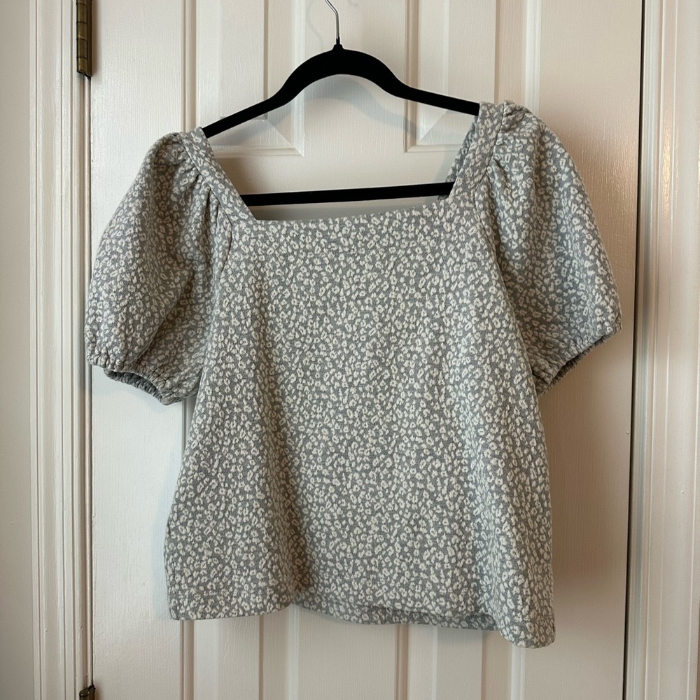 LOFT Square Neck Puff Sleeve Top. Size M